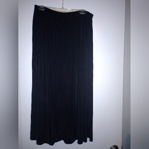 Vintage Black Pleated Maxi Skirt for Work